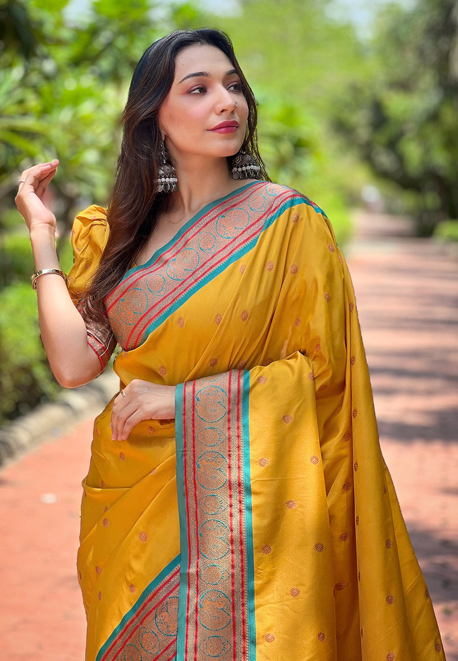 Gold Contrast Zari Woven Yeola Paithani Silk Saree